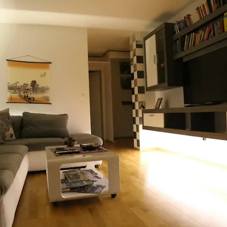 Apartment Bright Central Riverside